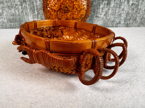 Vintage Woven Crab Basket with Lid