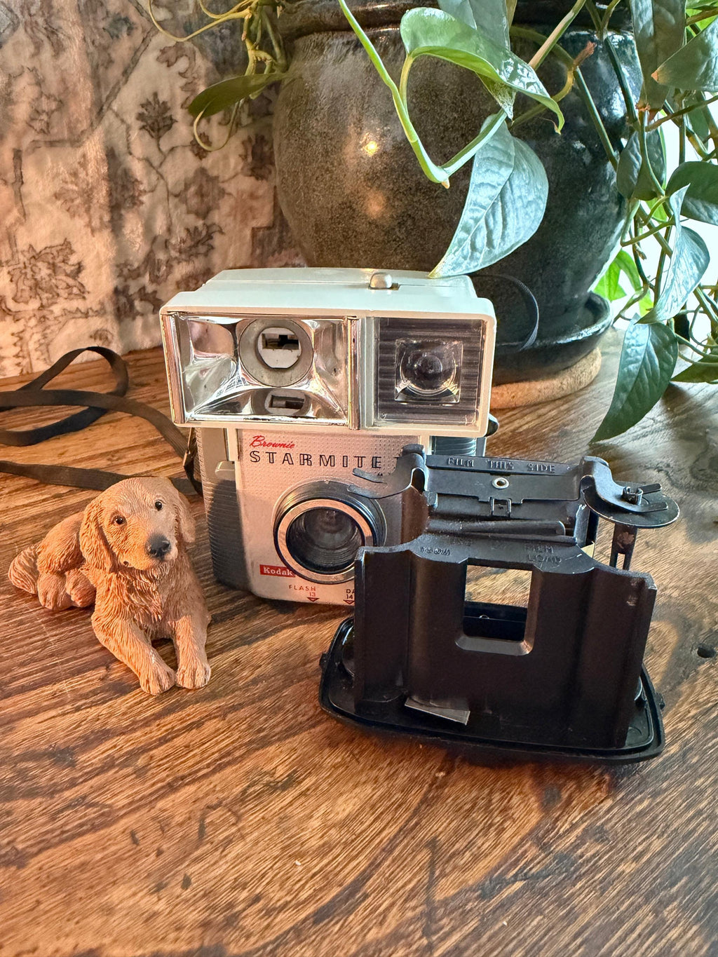 Kodak Brownie Starmite II Camera with Flash | 1960s