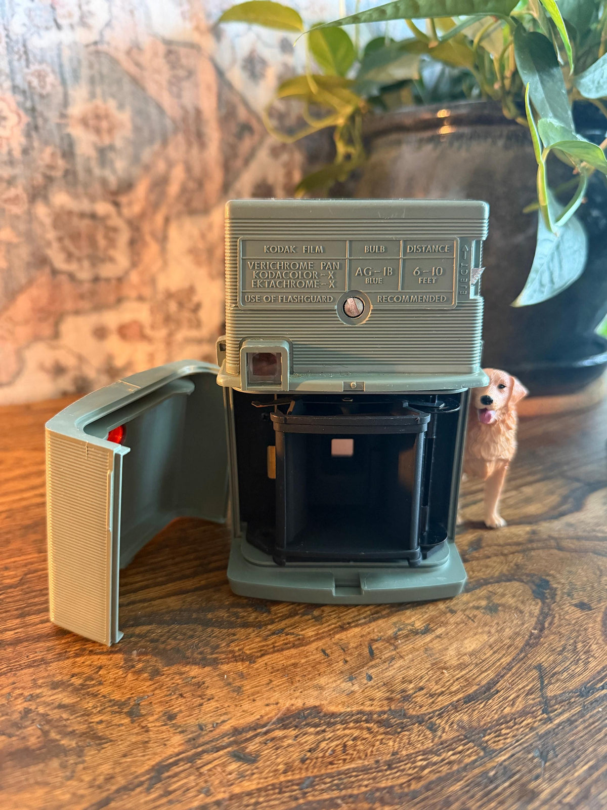 Kodak Hawkeye Flashfun II Camera | 1960s