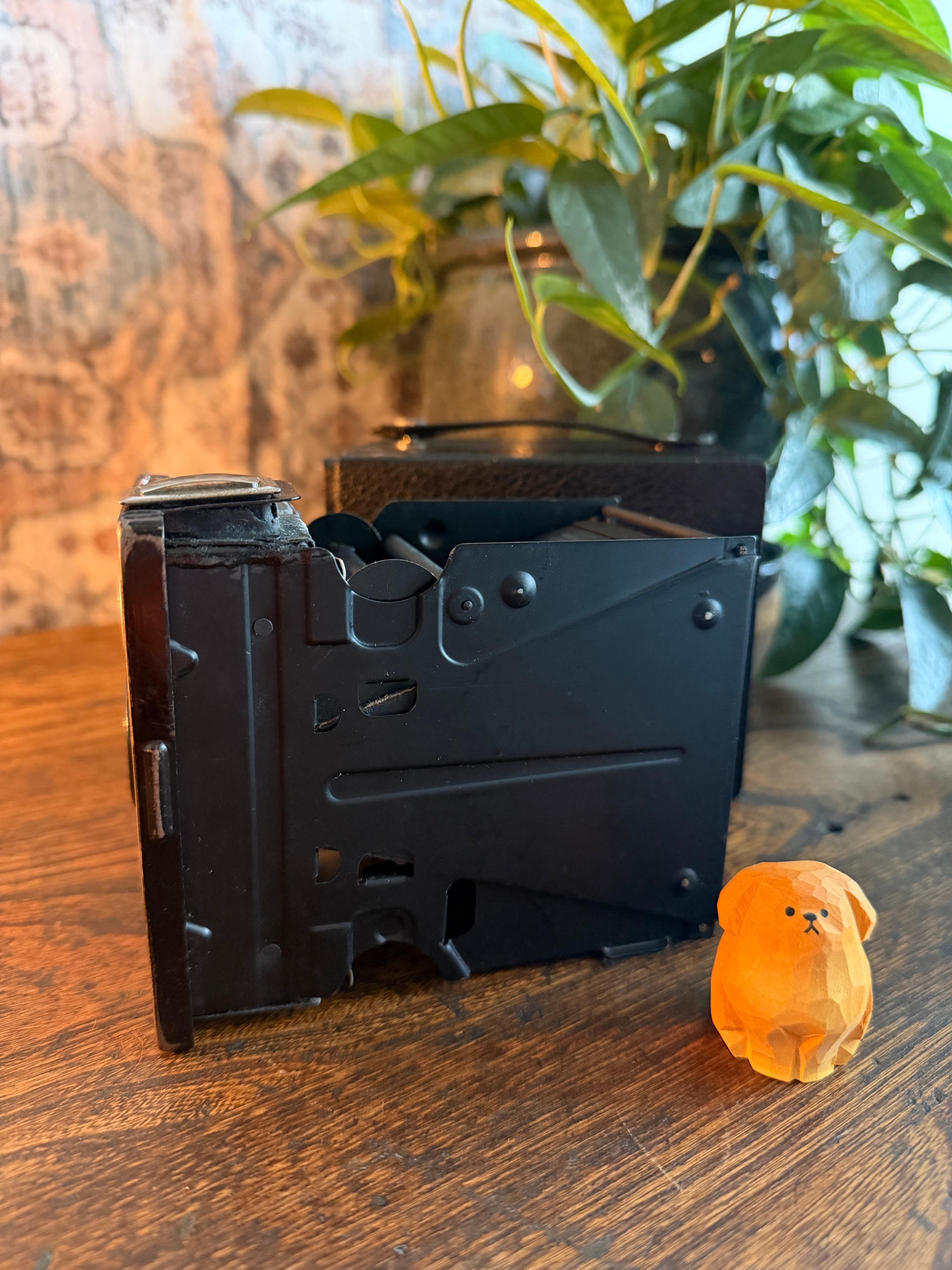 Kodak Brownie Target Six-20 Camera | 1930s