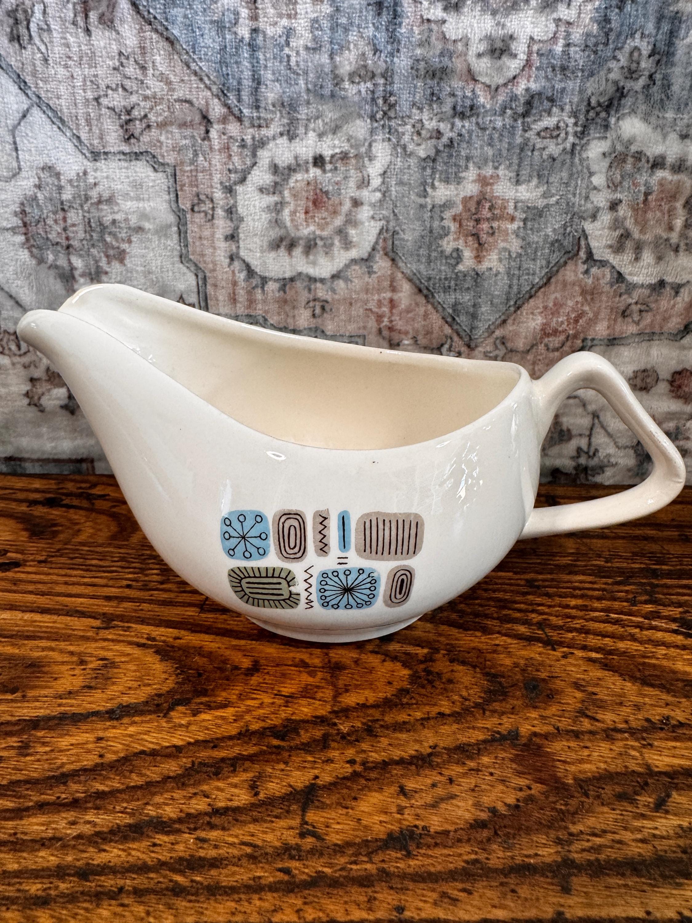 Gravy Boat & Underplate | 1960s Canonsburg Temporama