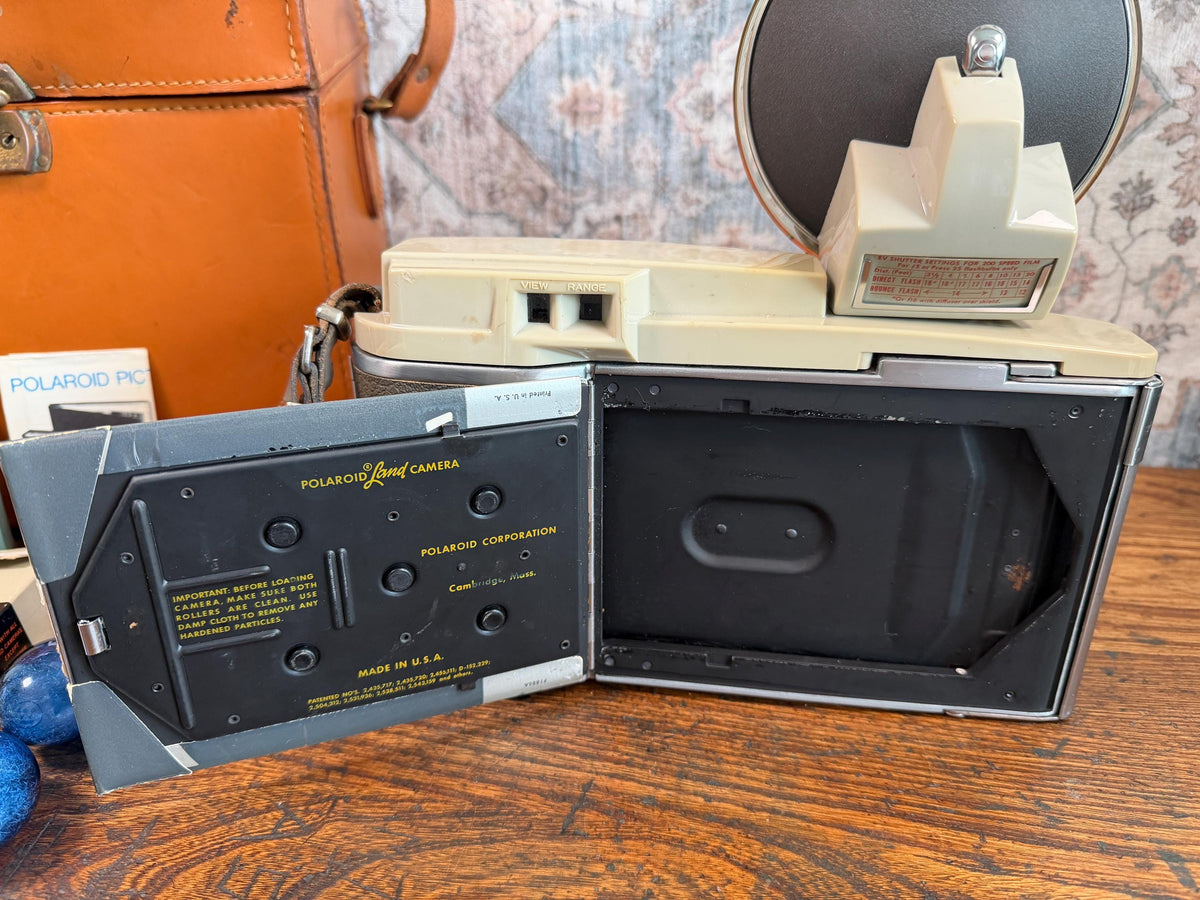 Polaroid Land Camera 150 & 800