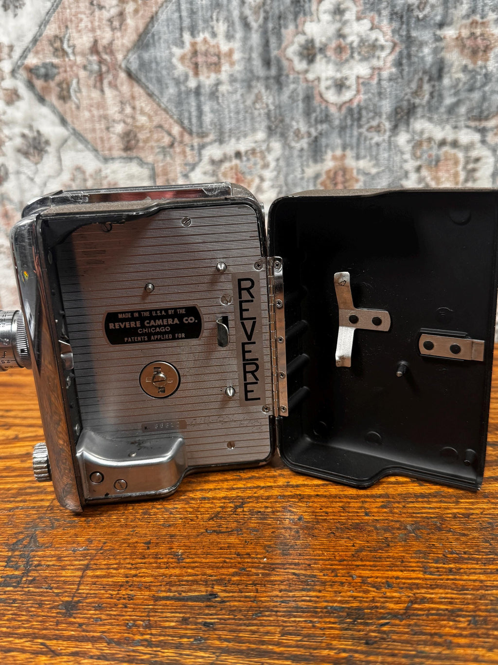 Revere 8 Model 40 Magazine Cine Camera | Elgeet Lens | Made in USA