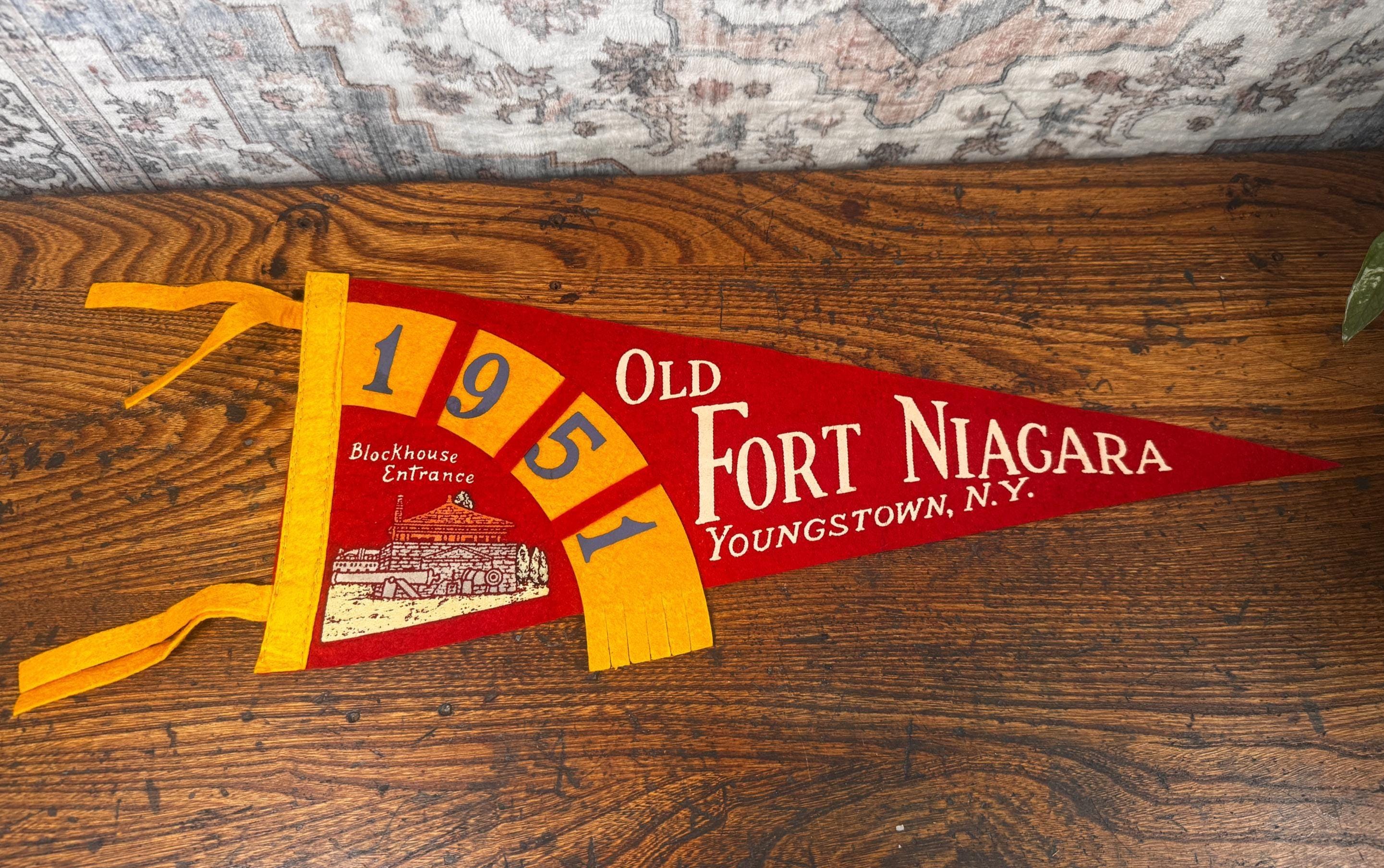 Vintage Old Fort Niagara Felt Pennant