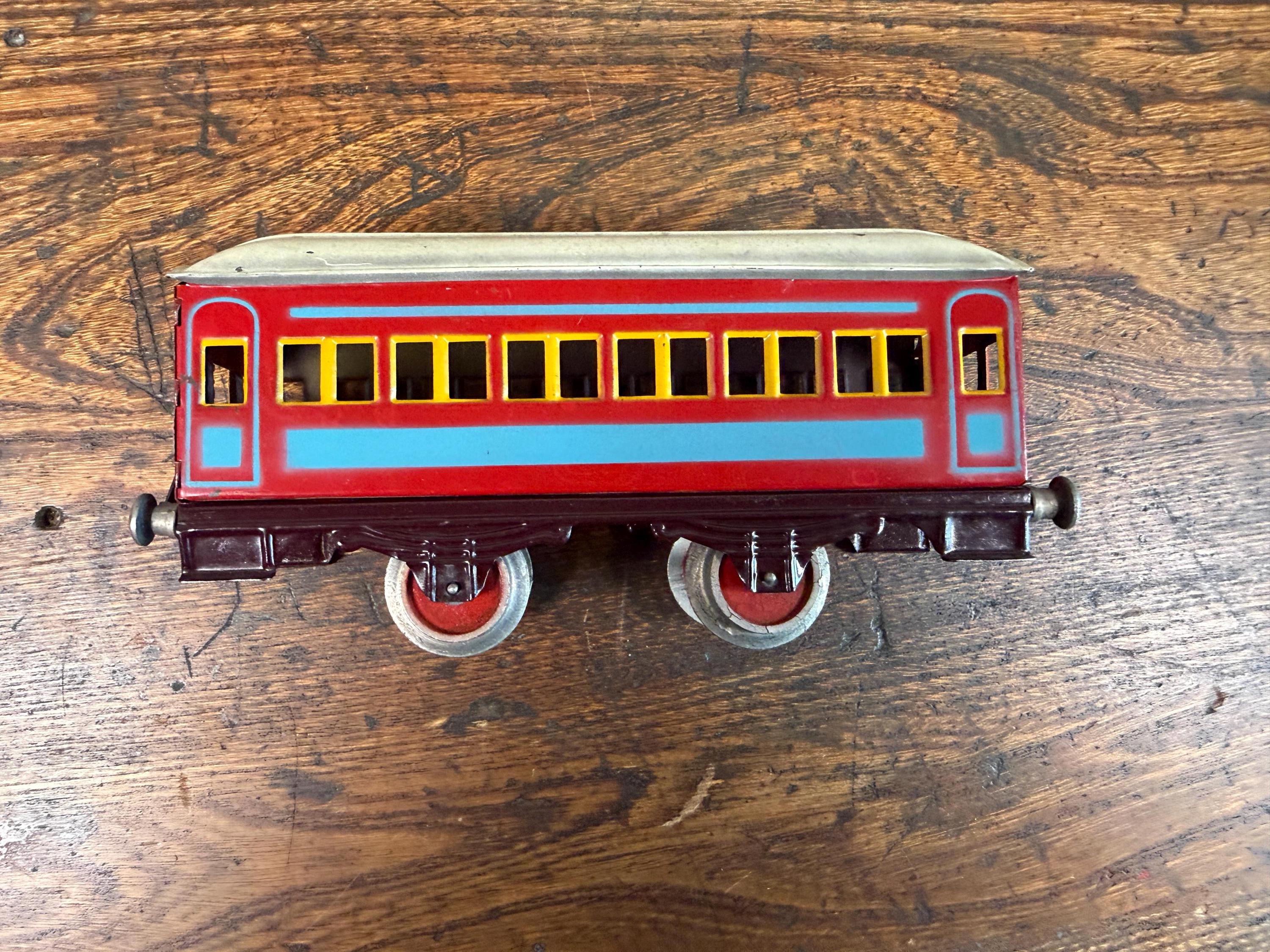Vintage Marx O Gauge Tin Passenger Cars Set of 4 | Lithographed Train Coaches | Mid Century Toy Train