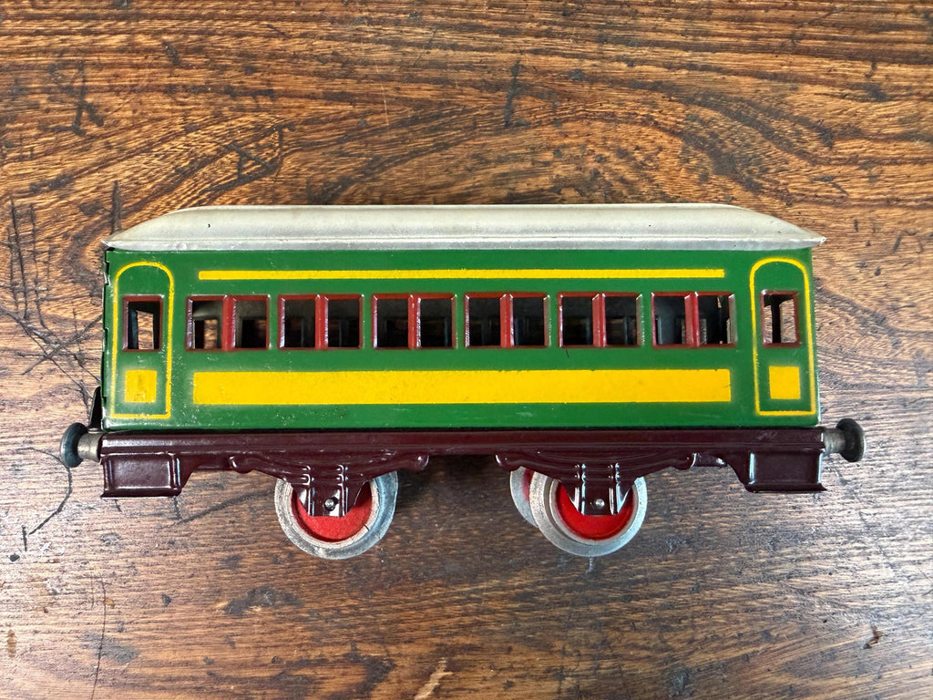Vintage Marx O Gauge Tin Passenger Cars Set of 4 | Lithographed Train Coaches | Mid Century Toy Train