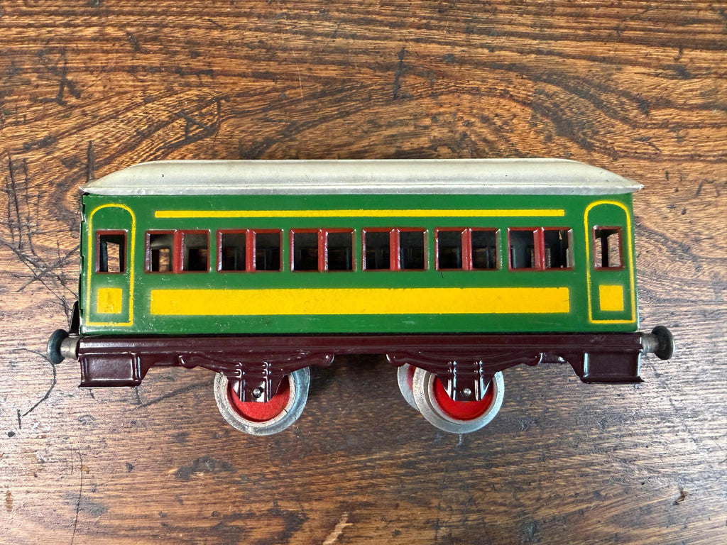 Vintage Marx O Gauge Tin Passenger Cars Set of 4 | Lithographed Train Coaches | Mid Century Toy Train