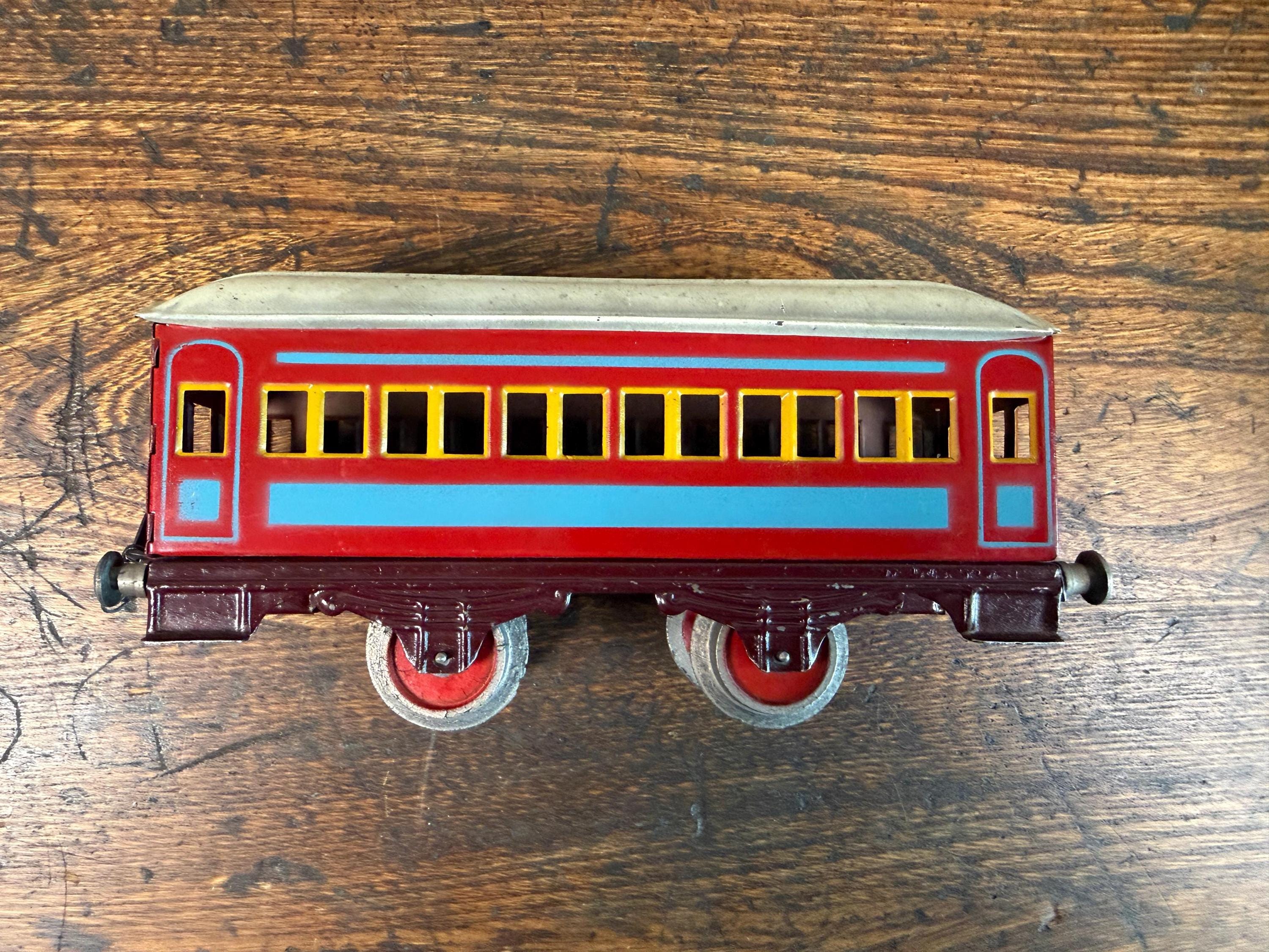 Vintage Marx O Gauge Tin Passenger Cars Set of 4 | Lithographed Train Coaches | Mid Century Toy Train