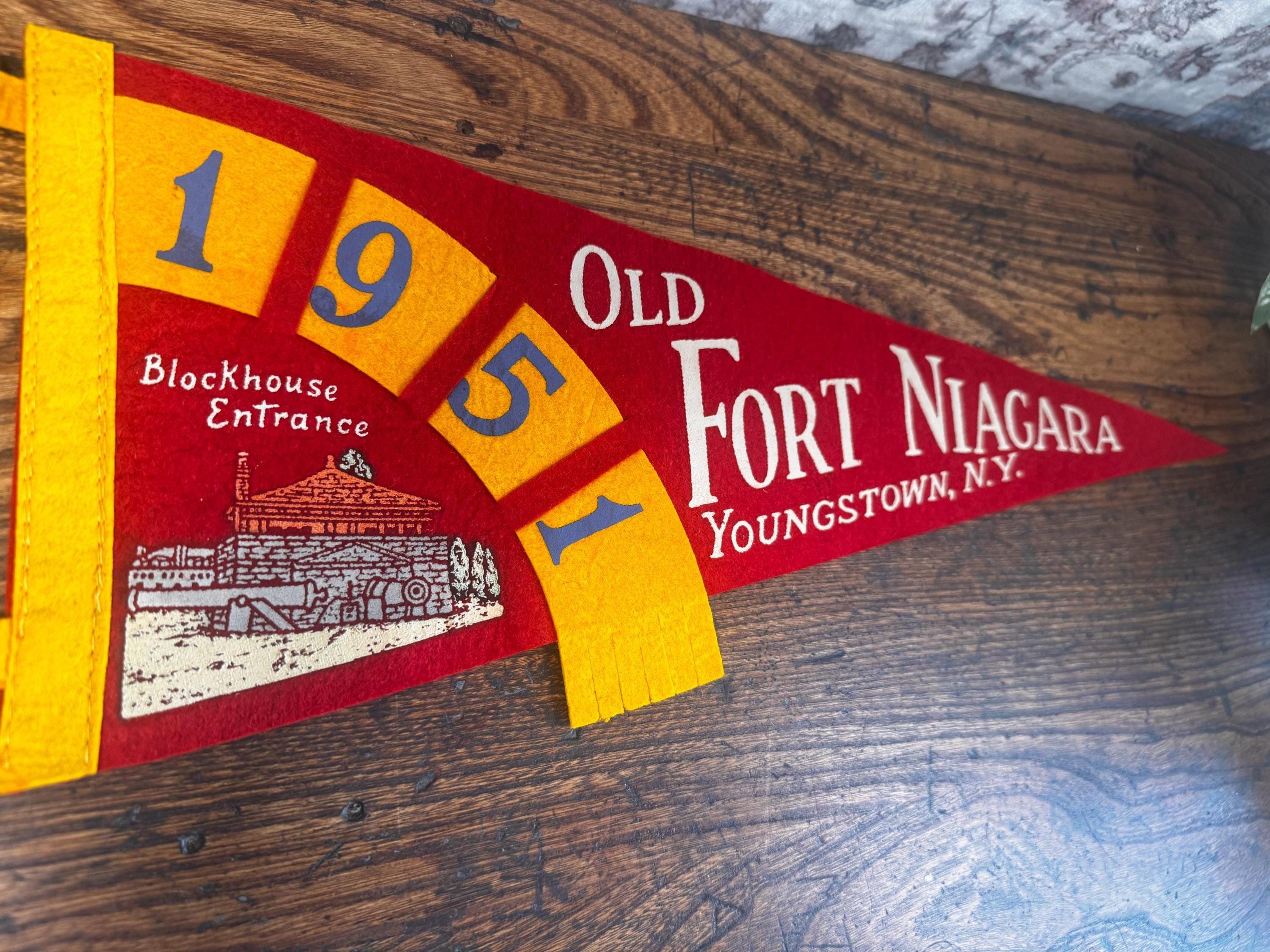 Vintage Old Fort Niagara Felt Pennant