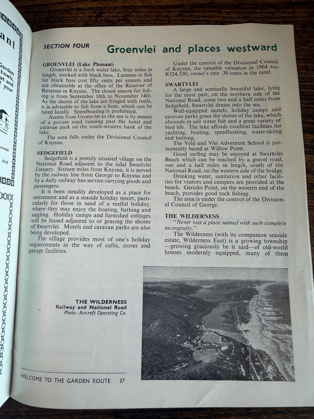 THE GARDEN ROUTE... in Spring and Autumn by The Publicity Association of Knysna Plettenberg Bay and District | 1965 Book