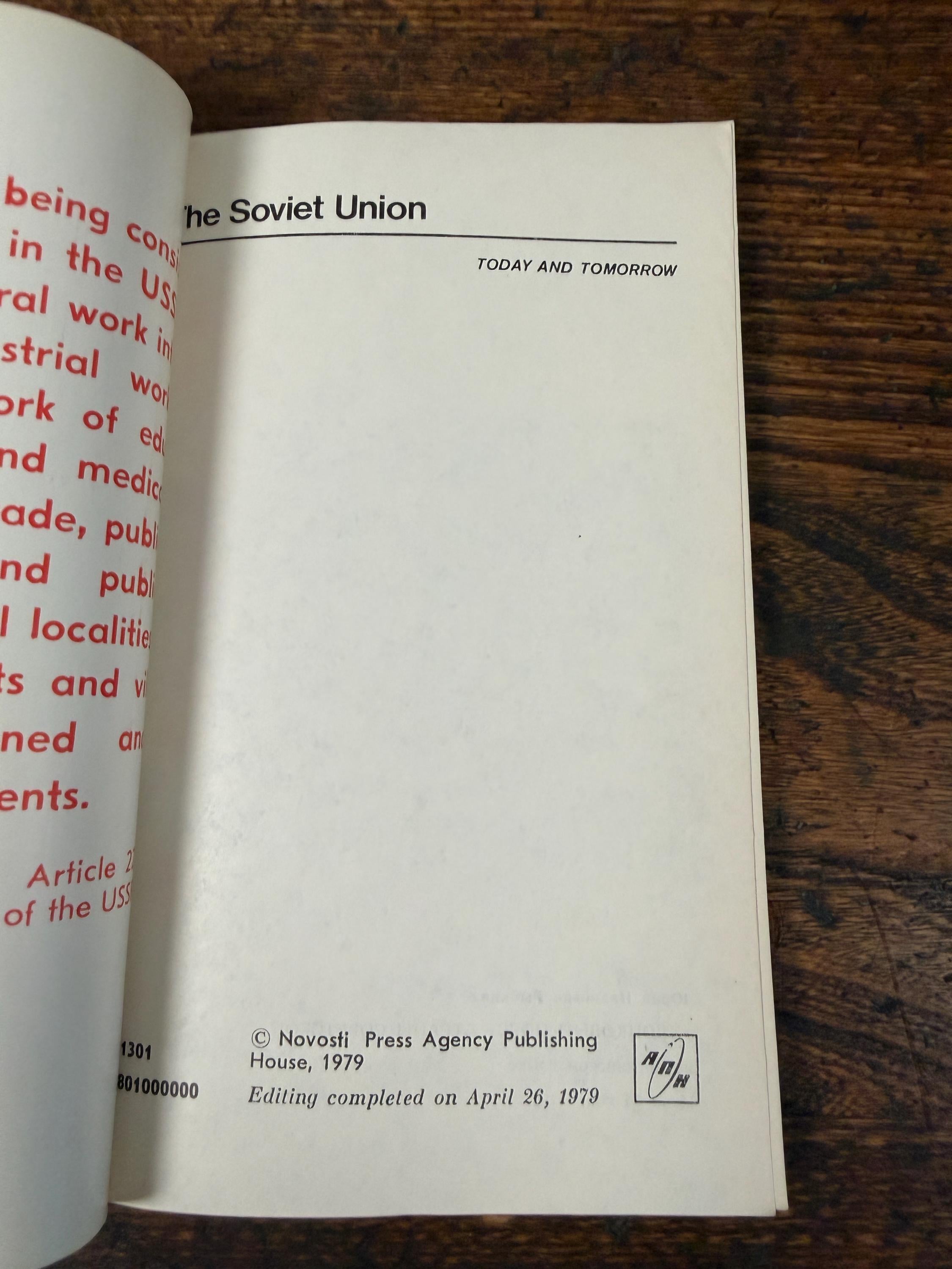The Soviet Land's Cotton Belt by Novosti Press Agency Publishing House | 1979 Paperback