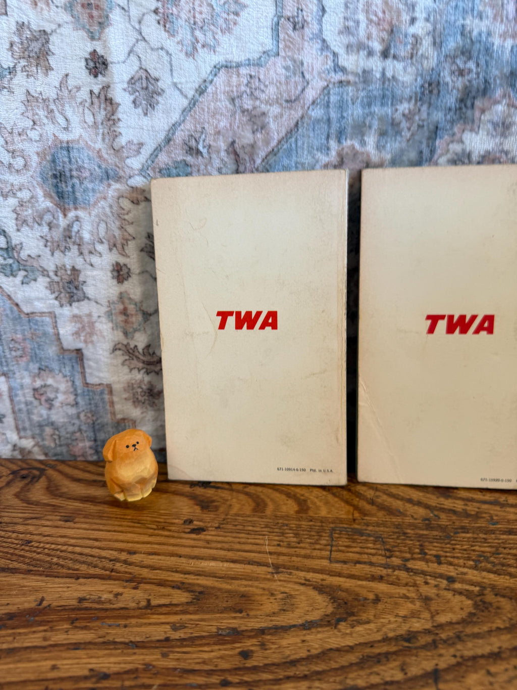 Lot of 2 Trans World Getaway Guide Travel Books: Ireland Dublin/Shannon & London 1975-76