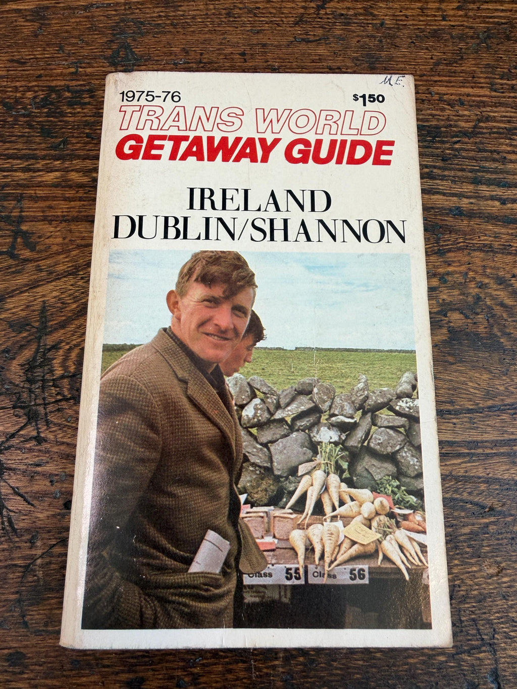 Lot of 2 Trans World Getaway Guide Travel Books: Ireland Dublin/Shannon & London 1975-76