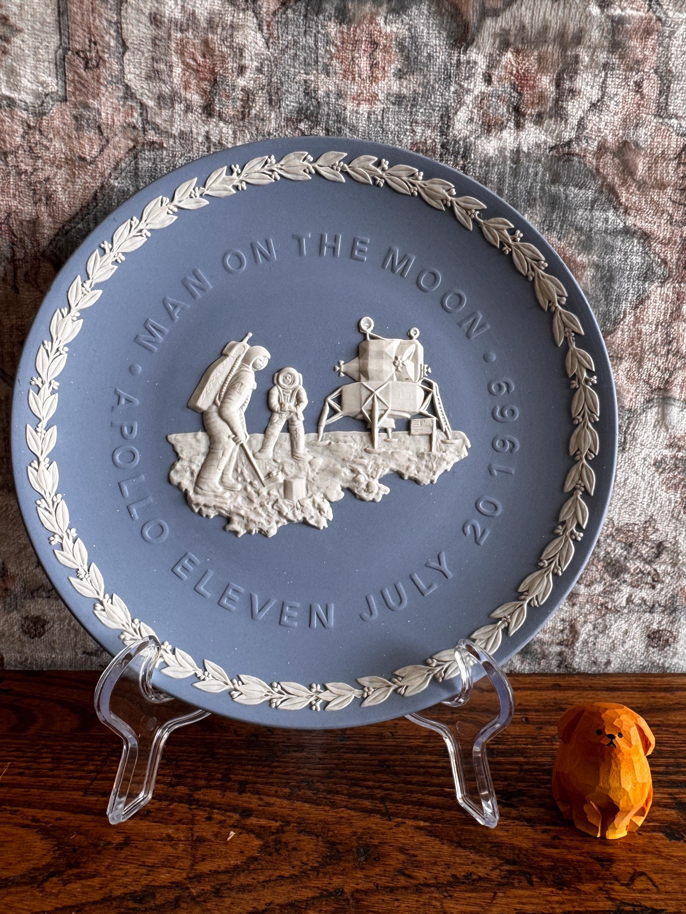Wedgewood Apollo 11 Souvenir Plate - Man on the Moon 1969