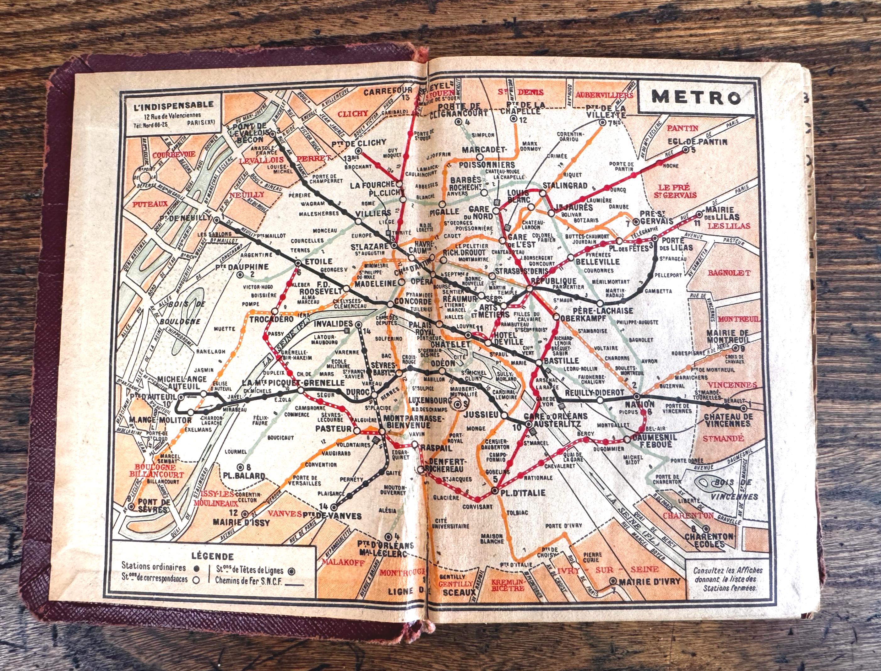 Guide Général de Paris by Raymond Denaës | Vintage Paris Travel Guide