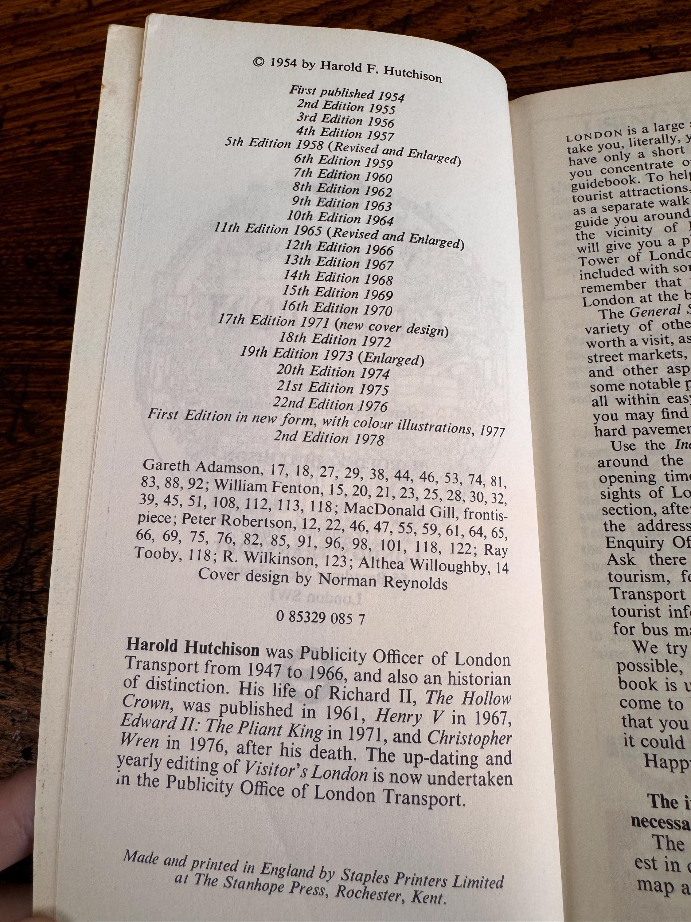 Visitor's London by Harold F. Hutchison | 1978 Paperback Tourist Guide