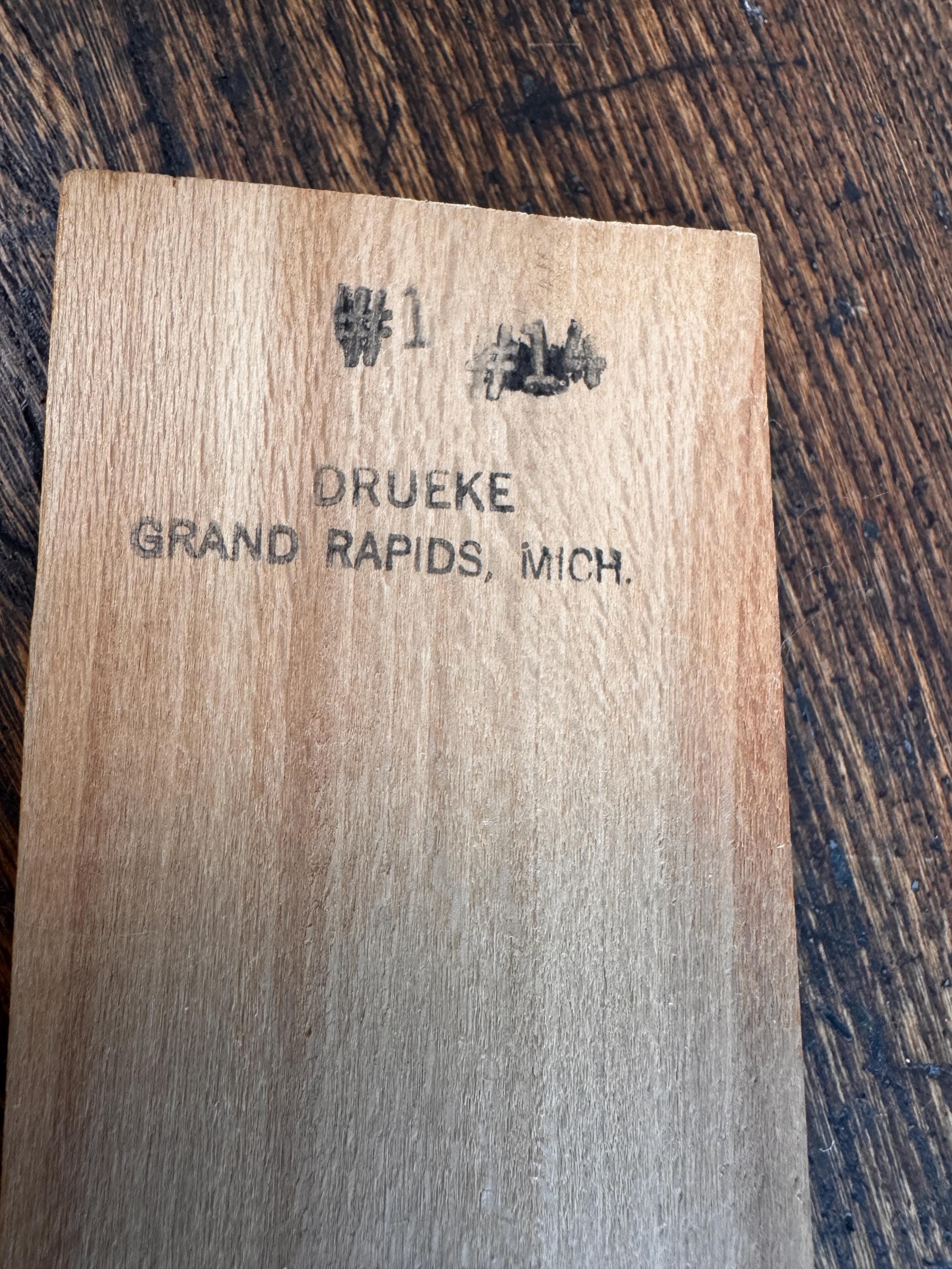 Vintage Wooden Cribbage Board with Original Box by Drueke