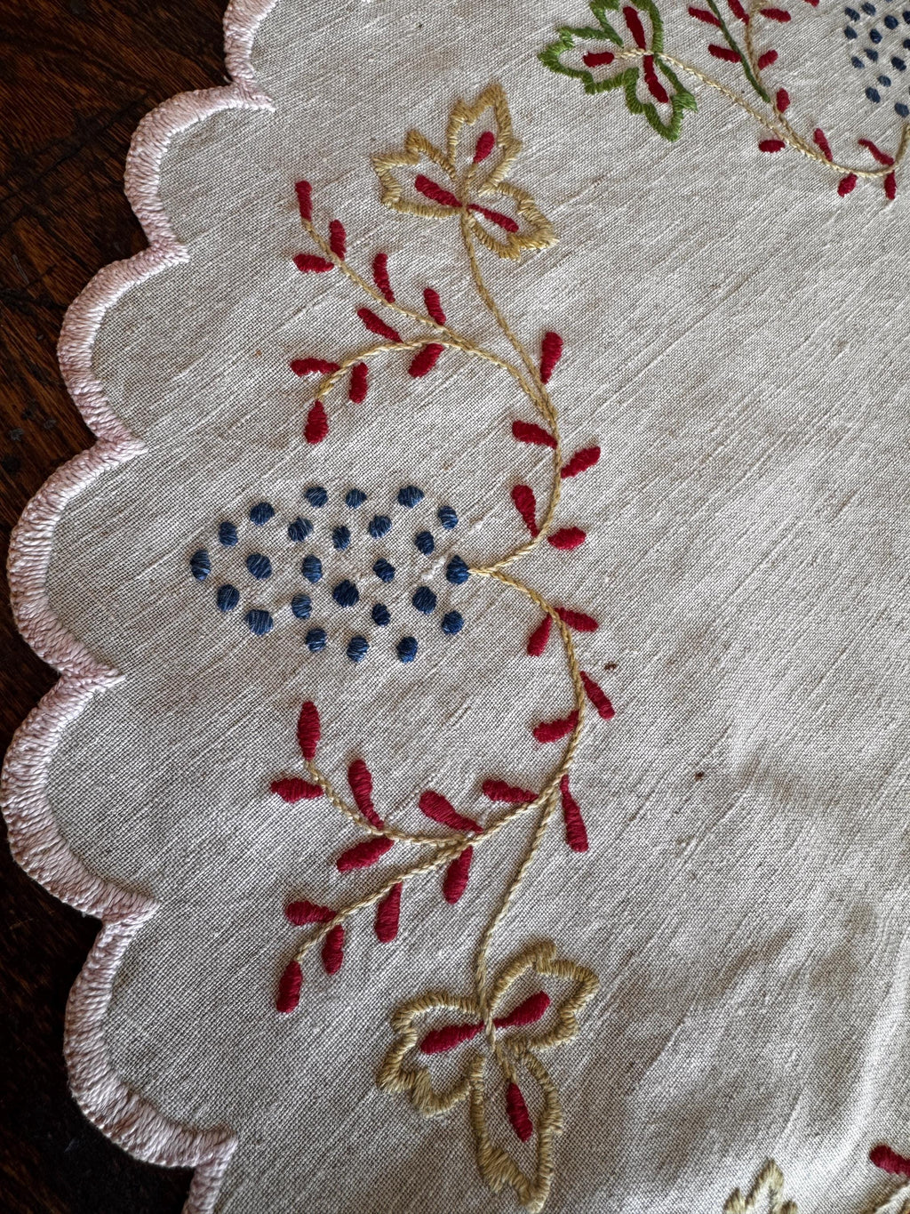 Hand-Embroidered Round Linen Doily with Floral Motifs