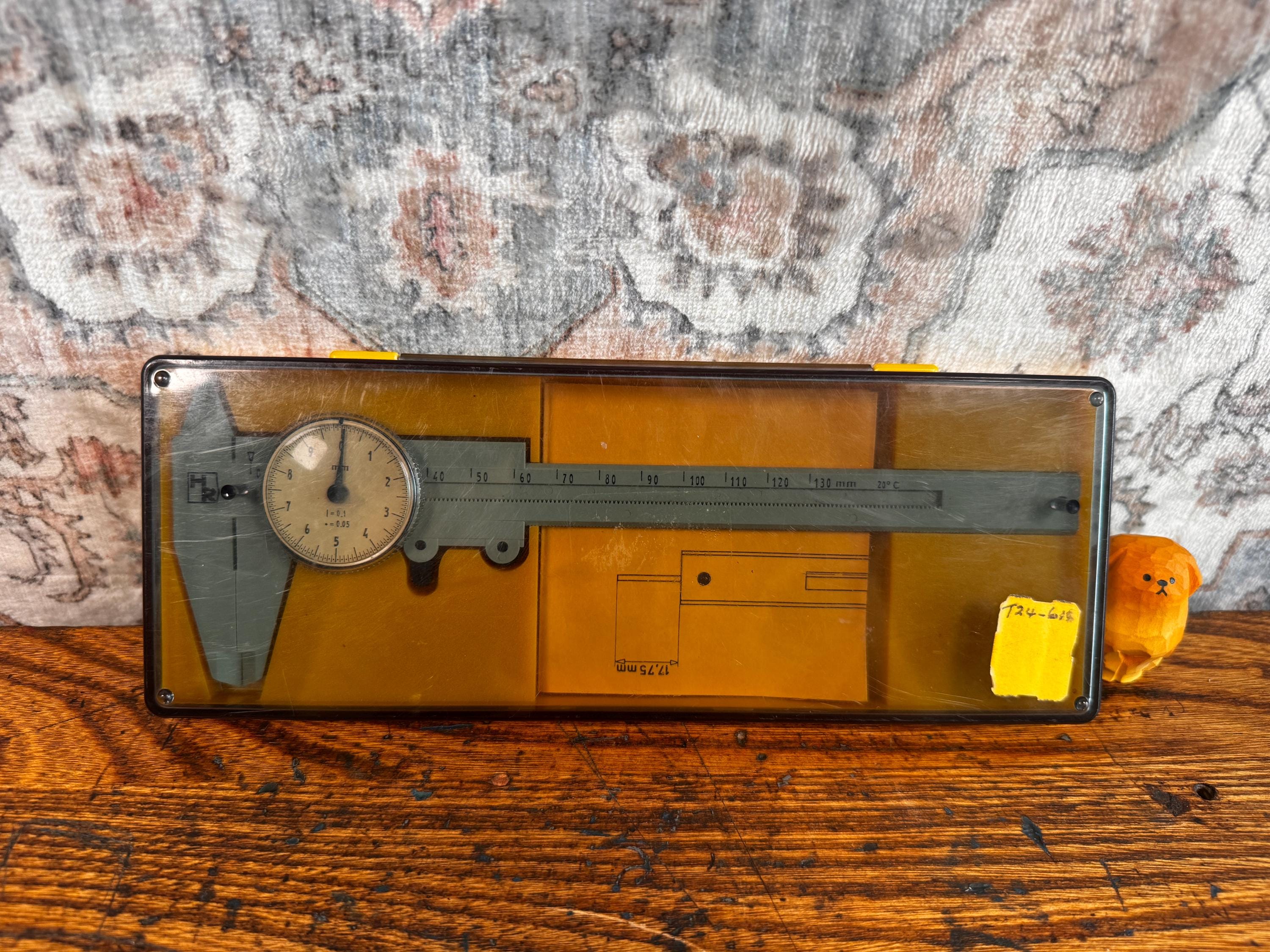 Dial Caliper Typ 6921 Precision Measuring Tool with Original Case and Instructions