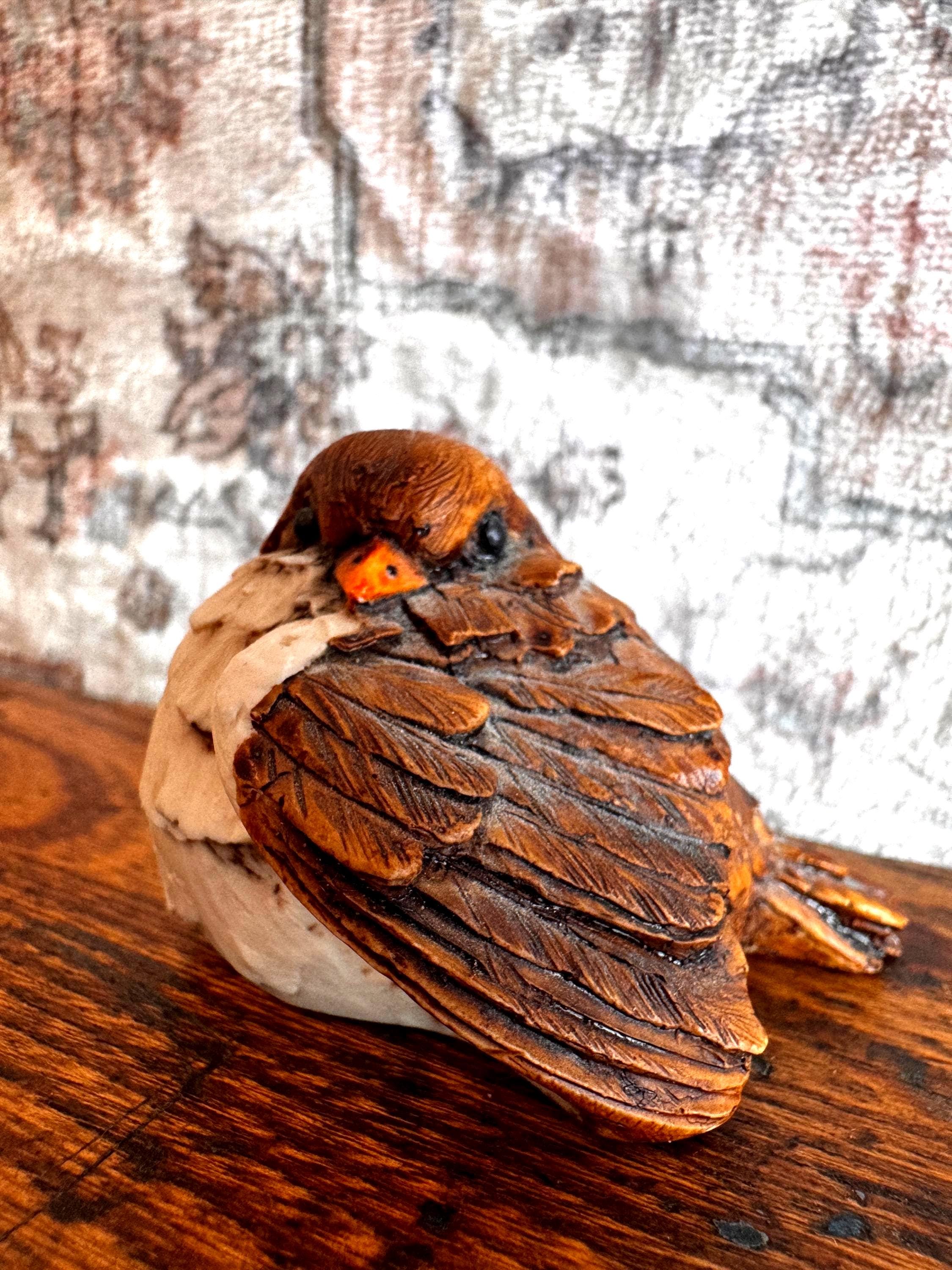 Hand-Painted Ceramic European Robin Figurine by D. Capozzio | Artefice Ottanta 1981