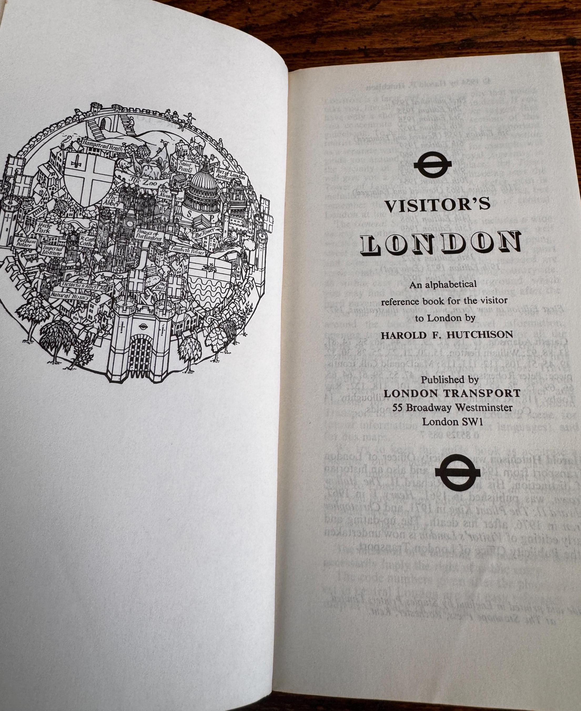 Visitor's London by Harold F. Hutchison | 1978 Paperback Tourist Guide