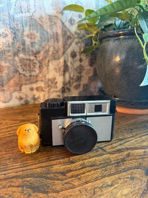Hi-Speed EZ-Load 126 Cartridge Camera with Unused Film Cartridge