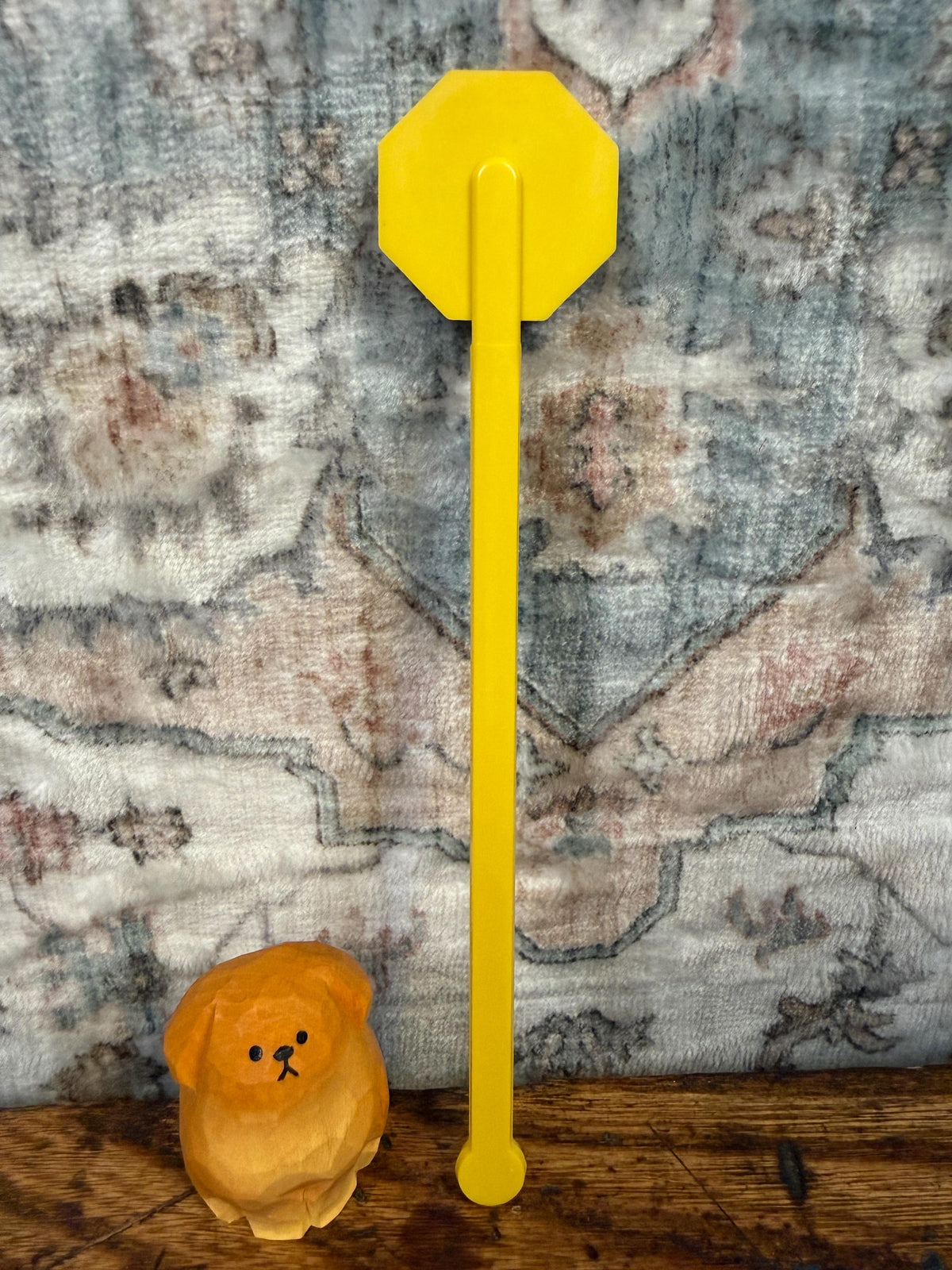 Inn of the Eight Immortals Yellow Plastic Stir Stick