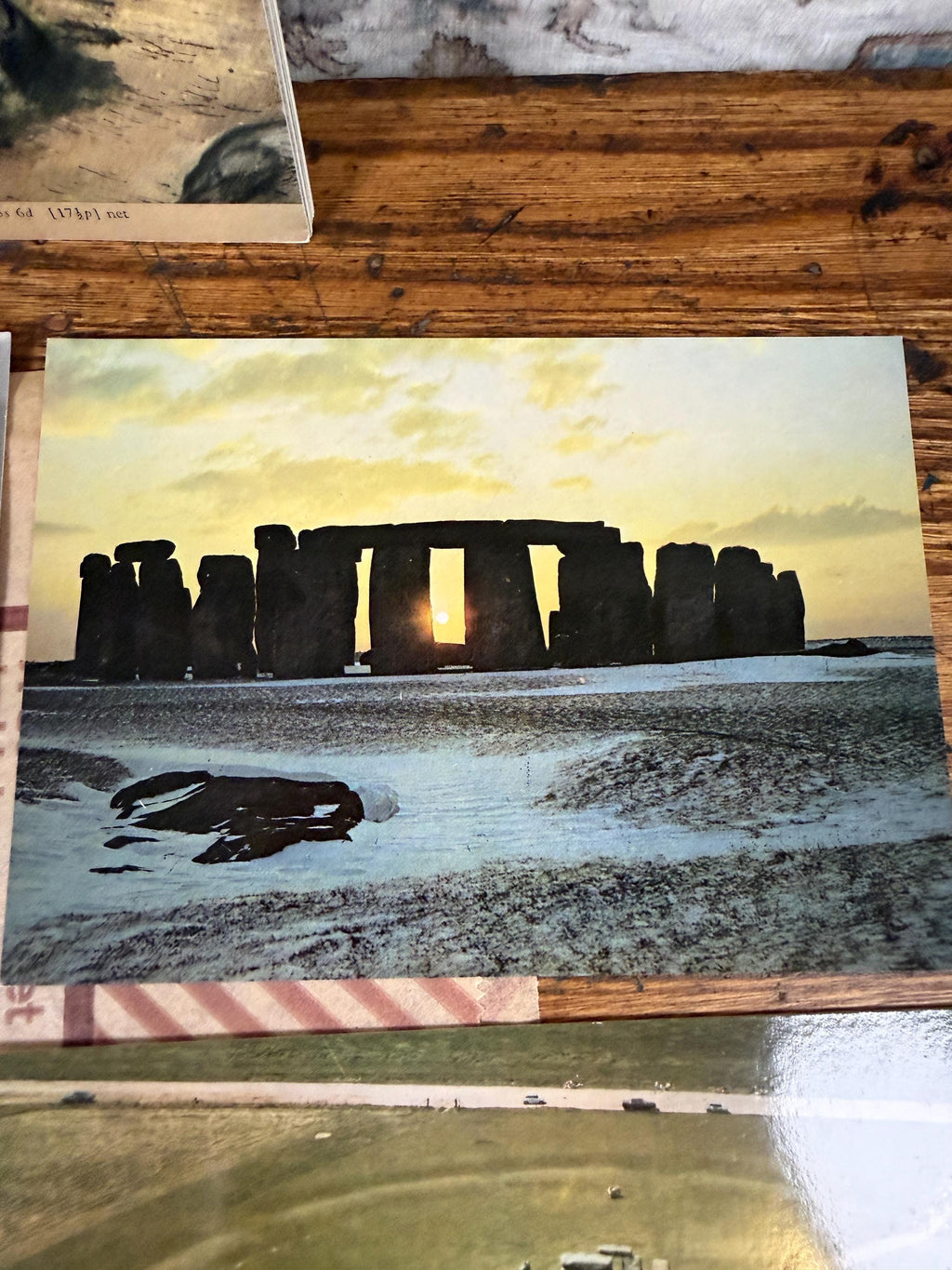 Stonehenge and Avebury and Neighbouring Monuments by R. J. C. Atkinson | 1959 Illustrated Guide with Postcards