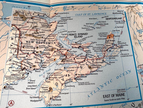 National Geographic Map of Vacationlands of the United States and Southern Canada | 1966 Folded Map