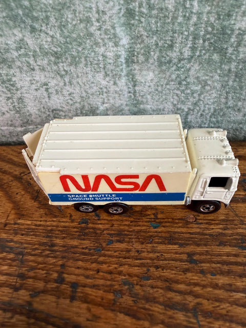 1981 Mattel Hot Wheels NASA Space Shuttle Ground Support Truck Diecast Toy