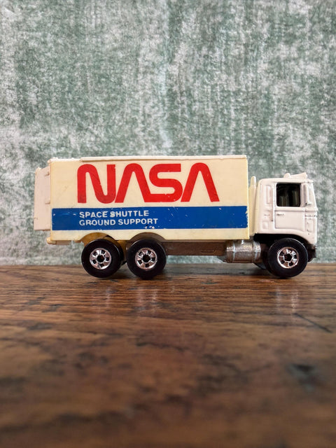 1981 Mattel Hot Wheels NASA Space Shuttle Ground Support Truck Diecast Toy