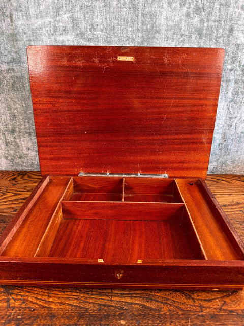 Vintage Italian Inlaid Music Box Table – Marquetry Side Table – Isola di Capri