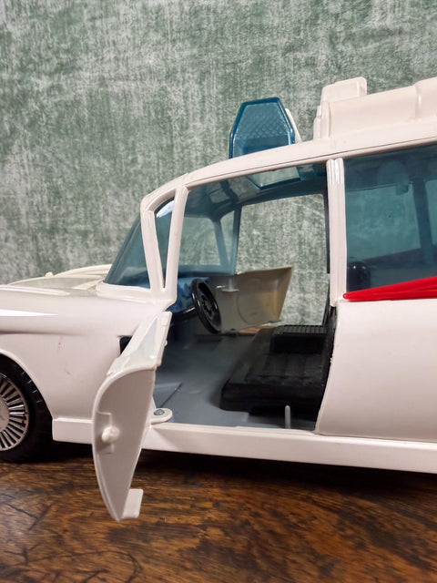Vintage 1980s Ghostbusters Ecto-1 | Kenner Real Ghostbusters Vehicle with Peter Venkman & Egon