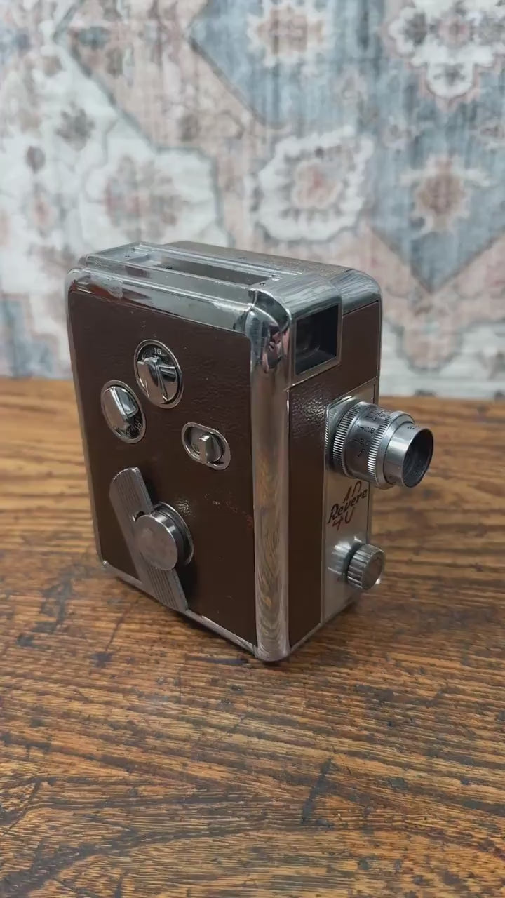 Revere 8 Model 40 Magazine Cine Camera | Elgeet Lens | Made in USA
